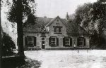 1. Foto LM Klein Bingerden gemeentehuis Angerlo 1845-1912
