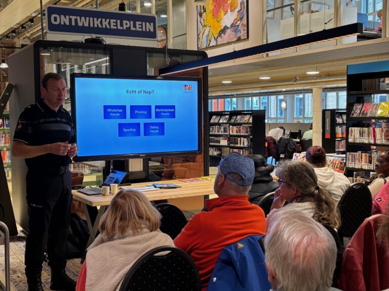 Nieuw Politie Informatie Punt (PIP) in Bibliotheek Zevenaar