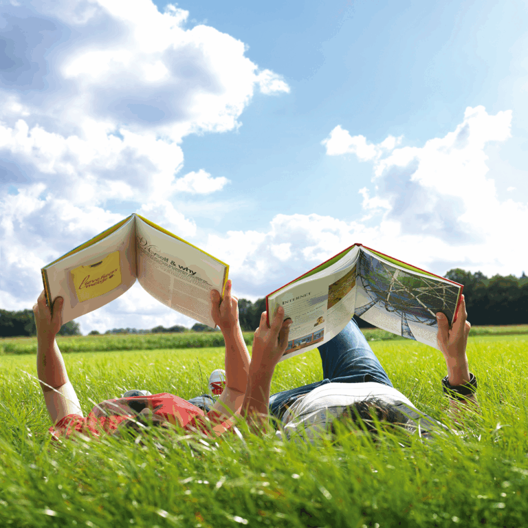 Duik in een boek tijdens “Zomerlezen”
