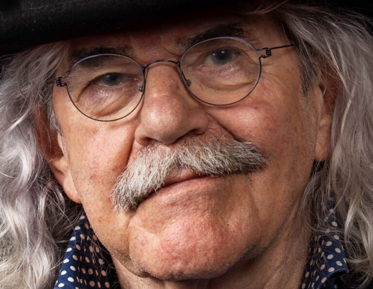 Presentatie biografie ‘Sprekken’ van Bennie Jolink in de Eventkerk Loil